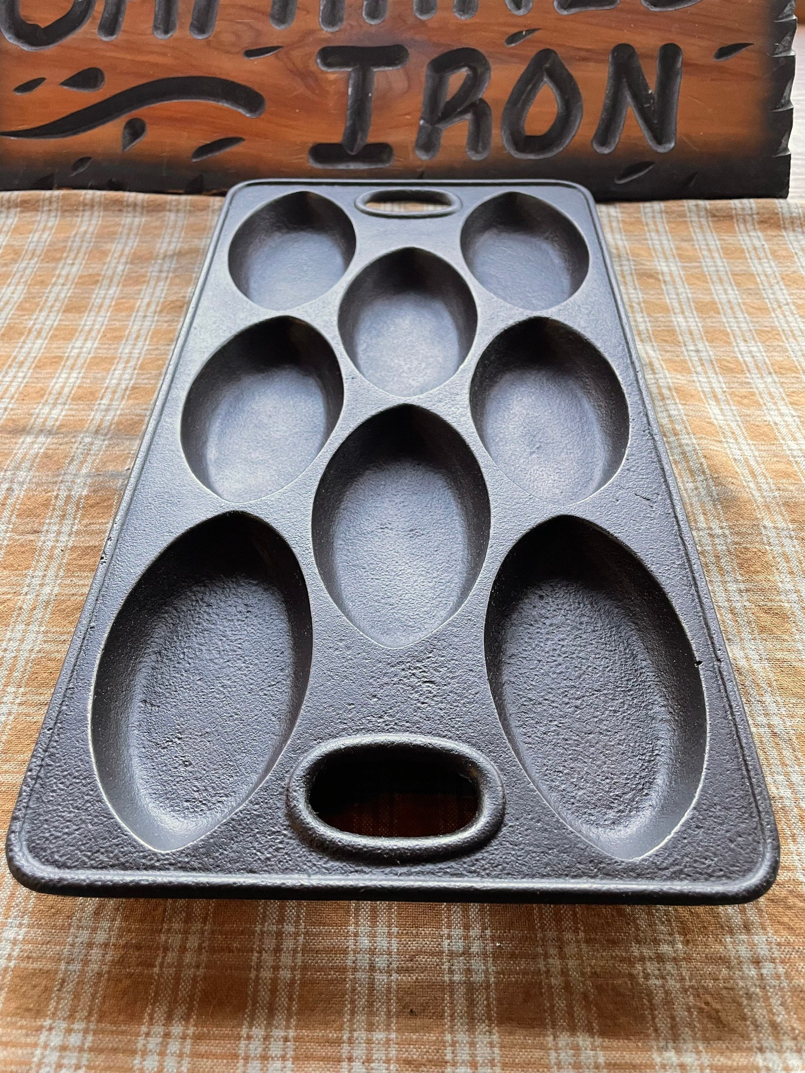 1800s Gatemarked Cast Iron Gem Pan Etsy