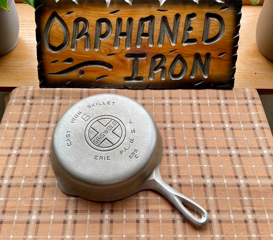 Griswold Cast Iron #3 Skillet Large Block Logo with Heat