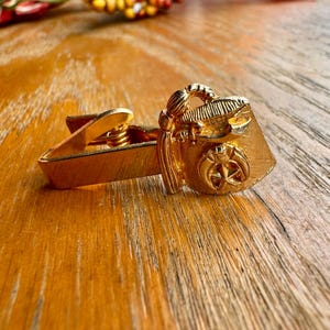 Vintage Shriners Fez Masonic Tie Bar Clip