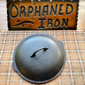 Rare! Favorite #10 Piqua Ware Skillet Basting Cast Iron Lid