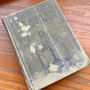 1910 The Body and Its Defenses Gulick Hygeine Series Book