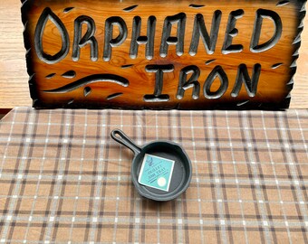 RARE! NOS Birmingham Stove Cast Iron Skillet Ashtray Spoon Rest Coaster