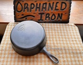 Wagner 8 Stylized Logo Chicken Fryer Deep Skillet