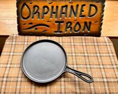 1800 s 7 Gatemarked Cast Iron Griddle