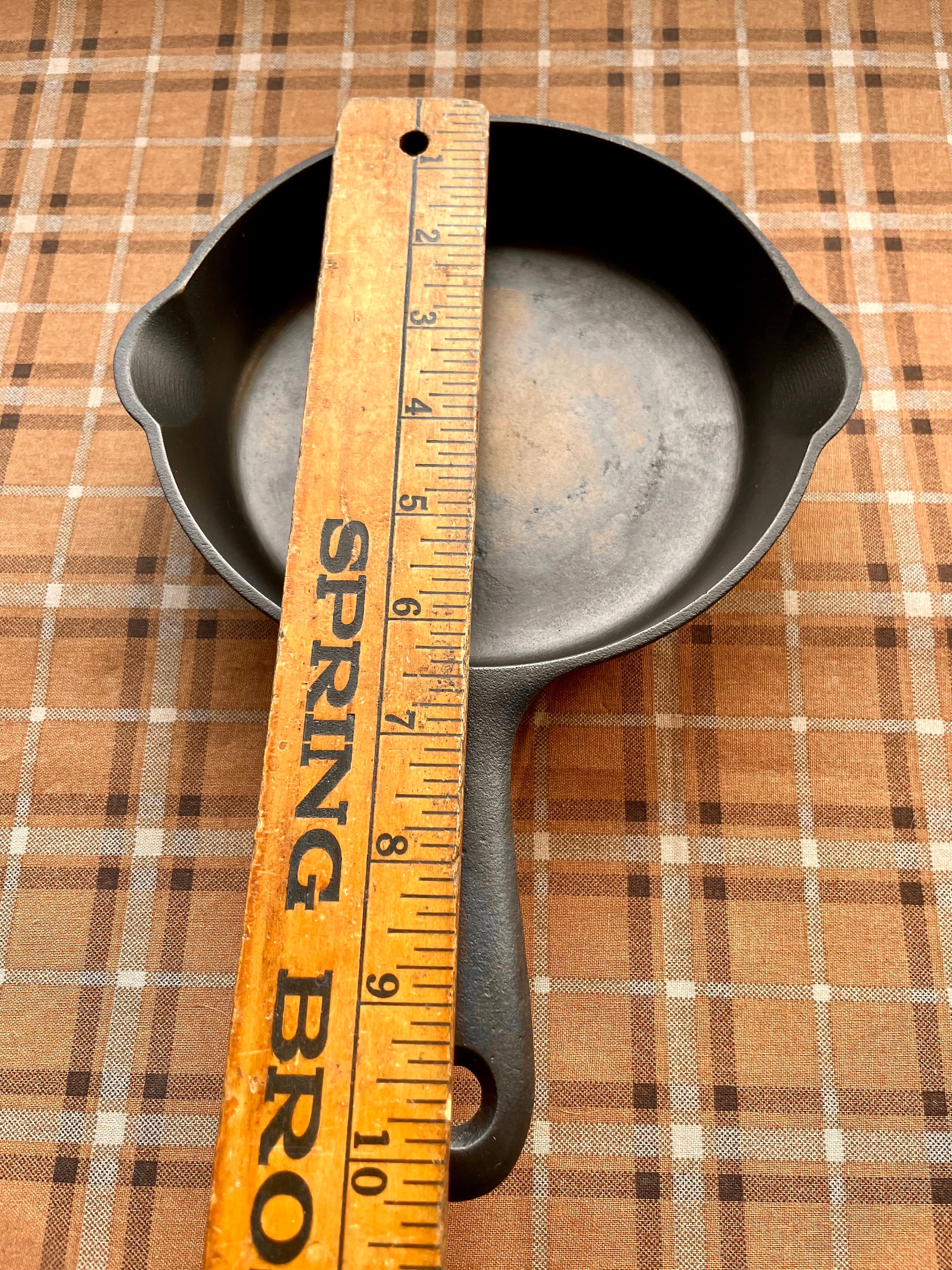 2 Vintage Good Health Cast Iron Skillets by Griswold, #3 & #6 – The Forge  at Pleasant Valley Farm