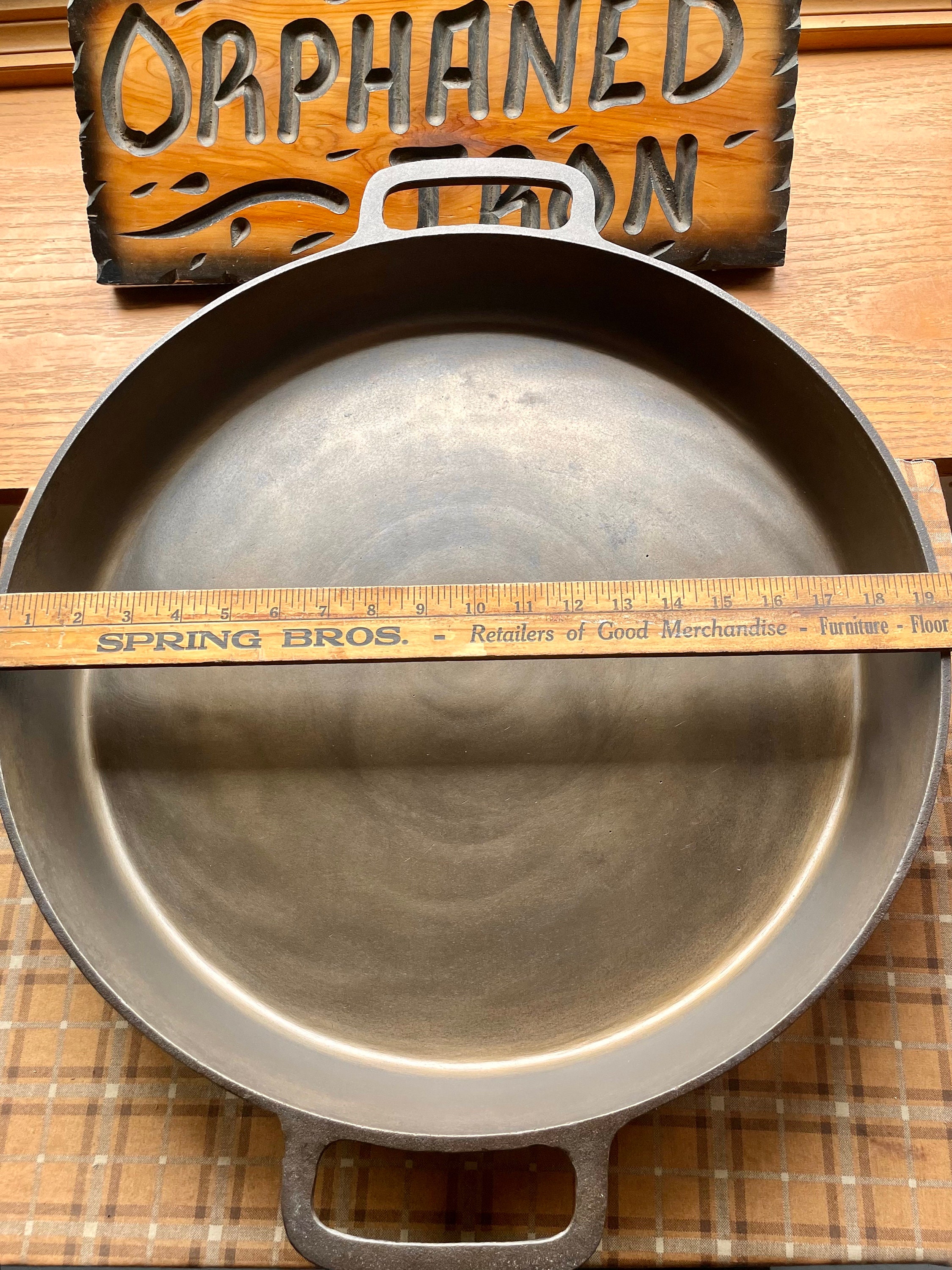 Rare Lodge 20 Hotel Cast Iron Skillet -  India