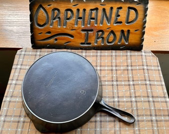 Forge Cast Iron Large Round Dish