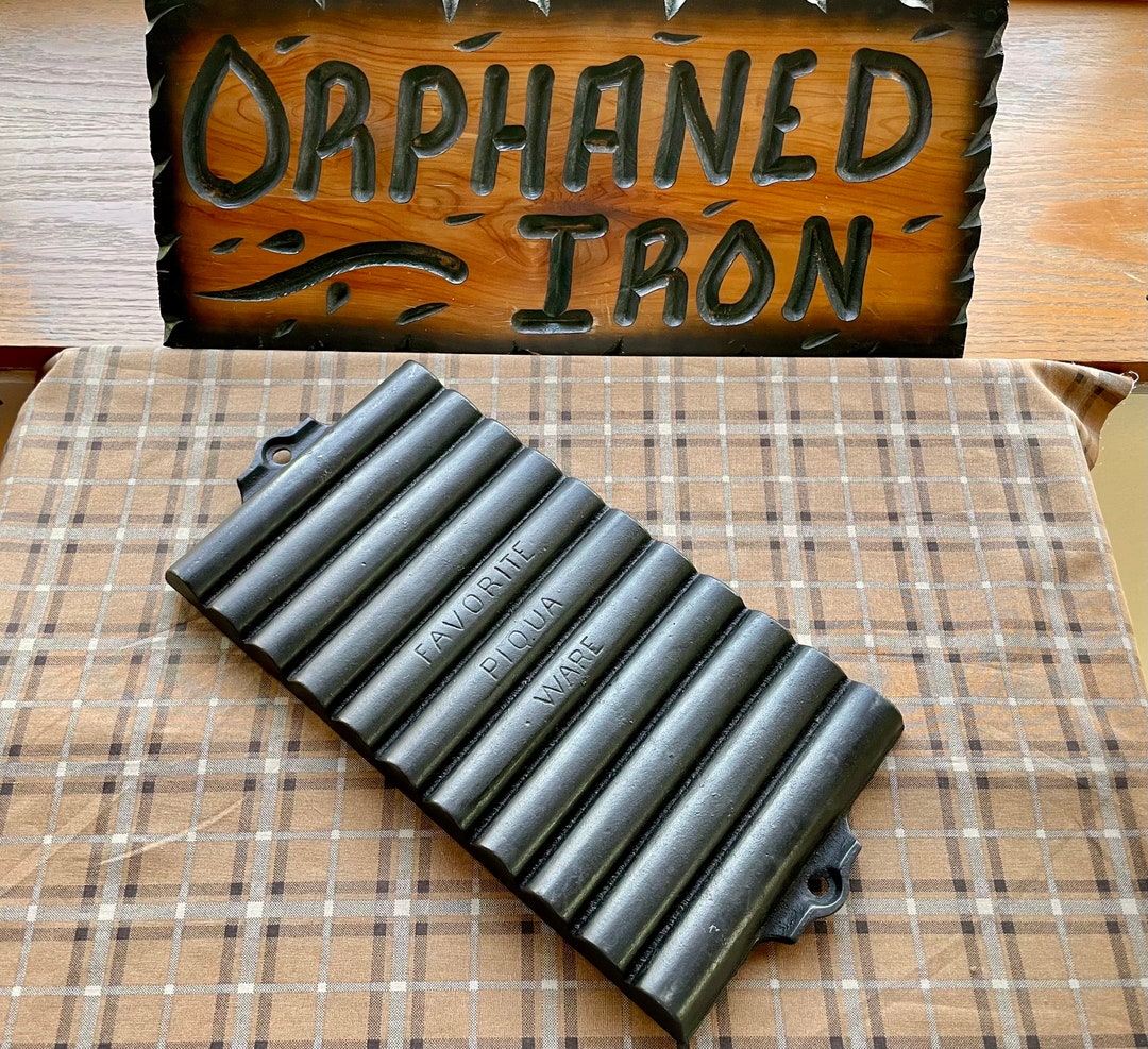 Favorite Piqua Ware Cast Iron Breadstick Pan