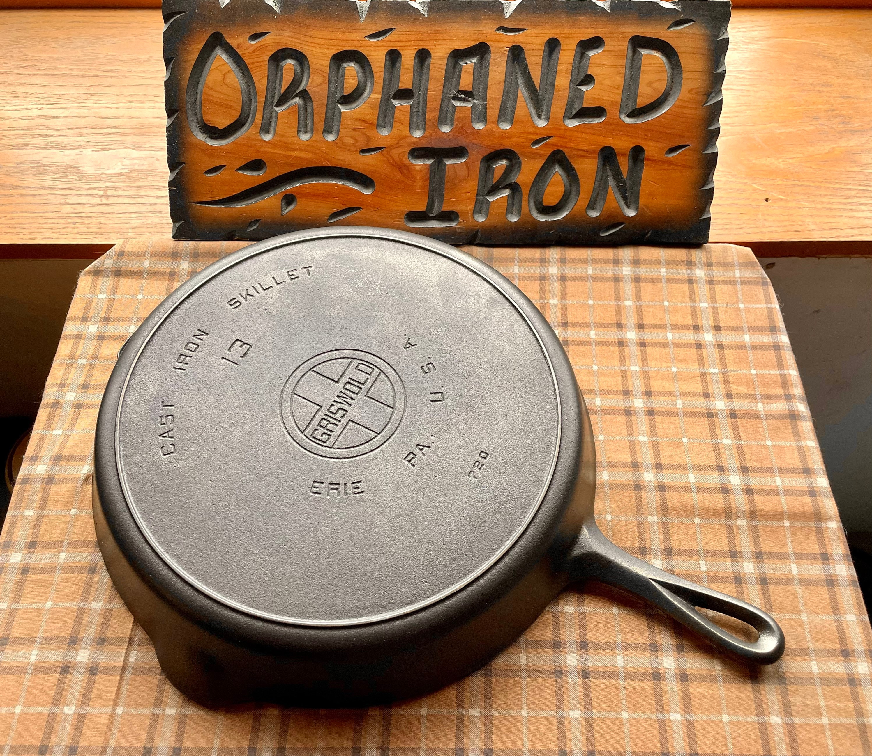 Vintage Griswold Large Block Logo #3 Cast Iron Skillet 709 B – The Forge at  Pleasant Valley Farm