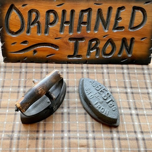 Antique Detachable Top Sad Iron Clothing Iron