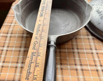 Wagner Ware #9 Raised Logo Aluminum Deep Skillet Chicken Fryer