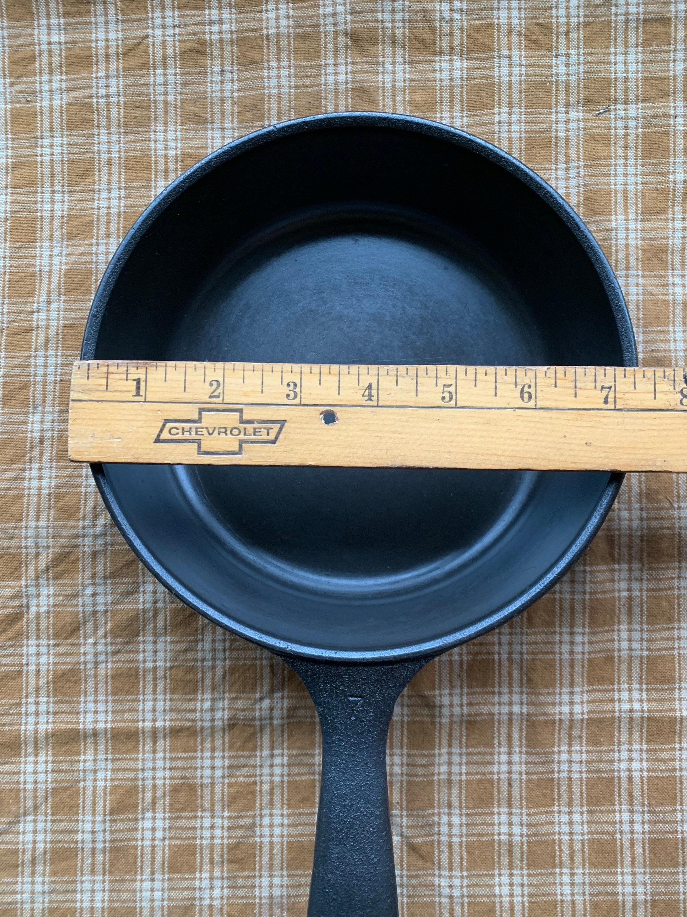 AB&I 7 Milled Bottom Cast Iron Skillet Etsy