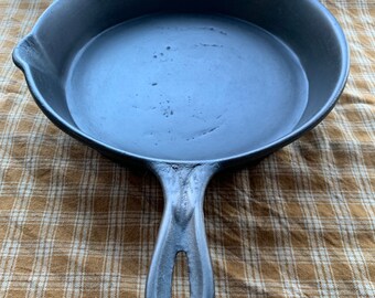 Rare! 1800's “fancy Handle” #8 Single Spout Cast Iron Skillet - Etsy