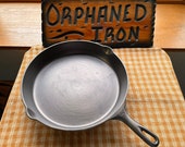 Rare Vollrath 12 Cast Iron Skillet