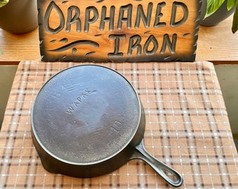 Wapak #10 Block Logo Cast Iron Skillet