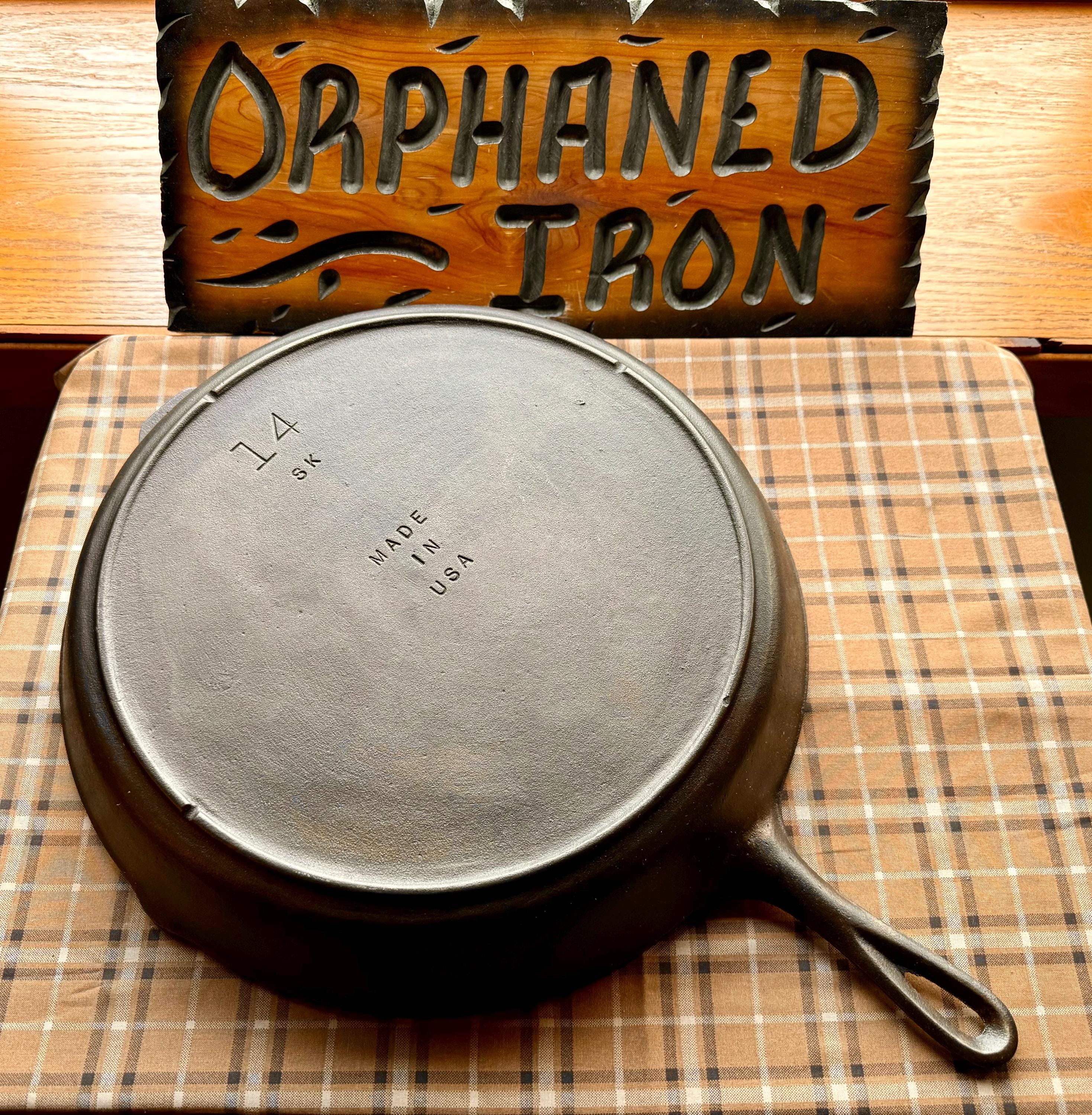 Lodge 14 Pan - Etsy Lodge 14 Pan - Etsy