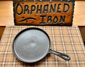 1800 s Gatemarked 8 Cast Iron Griddle