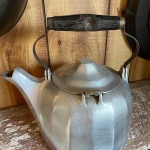 Amazon | WAGNER'S 89 やかんwagner ware(ワグナーウェア)? 鋳鉄