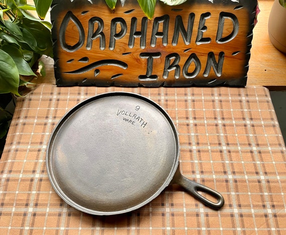 Rare Vollrath 9 Cast Iron Hand Griddle Etsy
