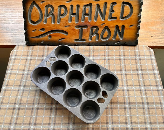 Vintage Unmarked Muffin Popover Cast Iron Pan Etsy