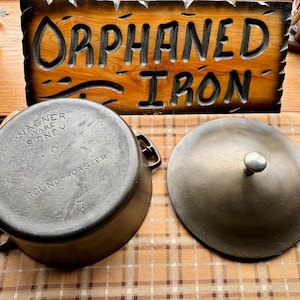 Wagner #7 Whistle Top Round Roaster Cast Iron Dutch Oven