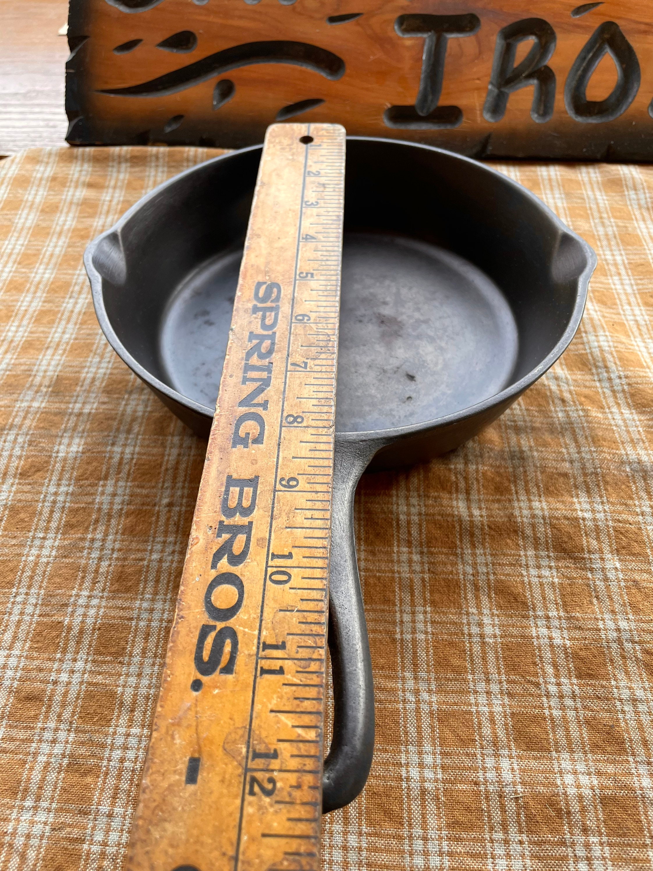 Vintage Lodge #5 Cast Iron Skillet With Molders Mark - Etsy