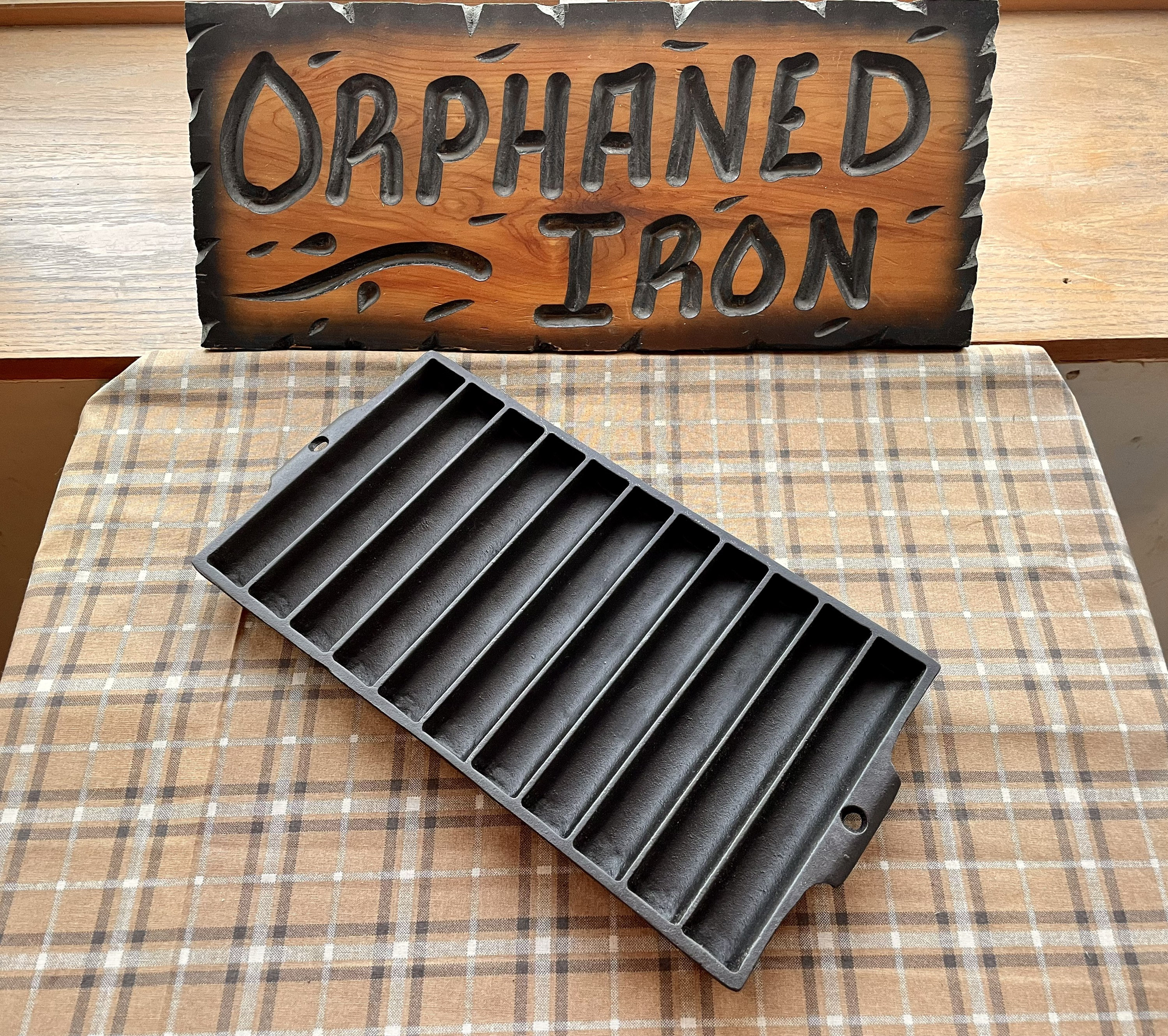 Cast iron bread stick pan deals