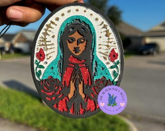 Oval Virgin Mary Freshie