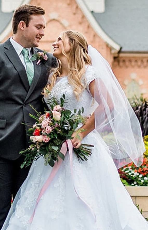 Fingertip Veil Short Wedding Veil Etsy
