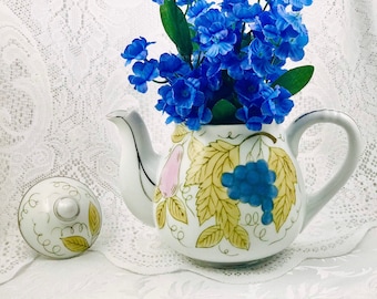 Teapot Flower Vase, Repurposed Teapot, Bridal Tea Party, Porcelain Flower Pot, Tea Table Decor, Tea Centerpiece, Teapot Kitchen Decor