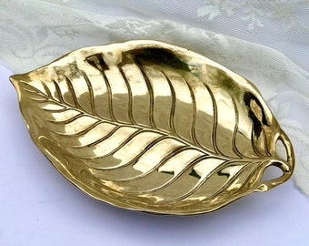 Solid Brass Leaf Dish with Debossed Veins, Curved & Scalloped Rim, Unique Handle, Brass Home Decor, Candy Dish, Solid Brass Serving Plate