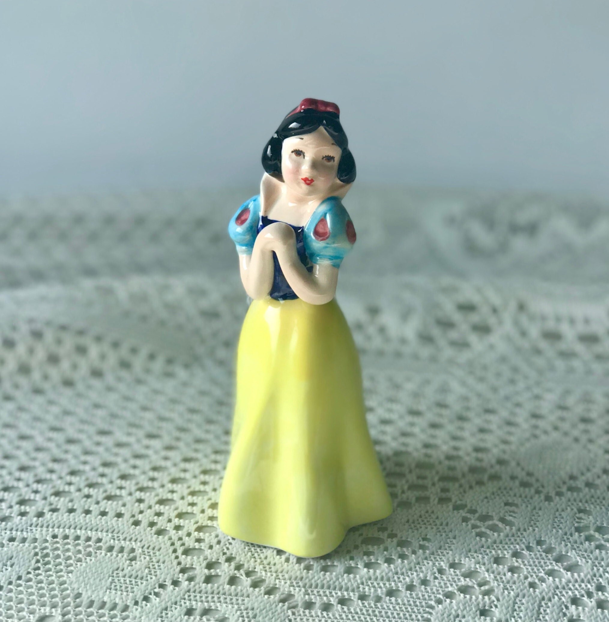 Snow White Vintage Figurine, Hand-painted Original Walt Disney
