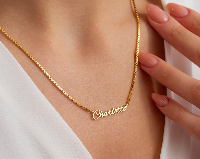 Box Chain Name Necklace