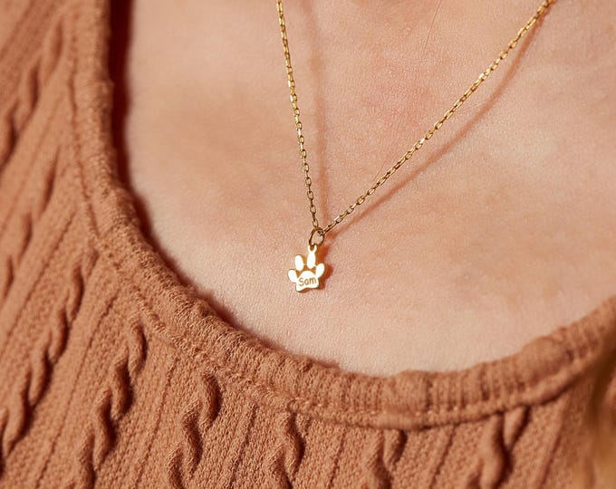 Personalized Engraved Paw Print Necklace for Her,  Unique Keepsake Pet Memorial Necklace, Mother's Day Gift