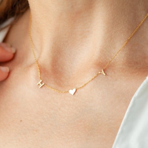 Collier prénom personnalisé - Collier initial - Collier de lettres - Collier personnalisé - Cadeaux pour femme - Cadeaux pour maman - Minimaliste - Cadeau de Noël