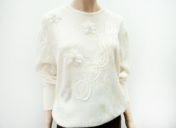 SaintCurioVintage Vintage 80s Beaded Cream Knit Jumper.