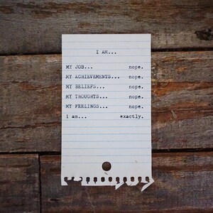 Arte de máquina de escribir. Carta mecanografiada a mano en máquina de escribir antigua. Carta mecanografiada. Tipografía antigua. Cita motivacional. Poema inspirador.