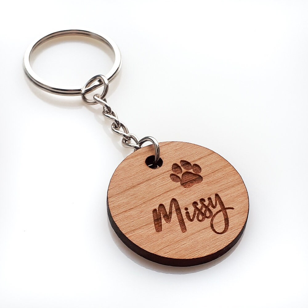 pet engraved keychain