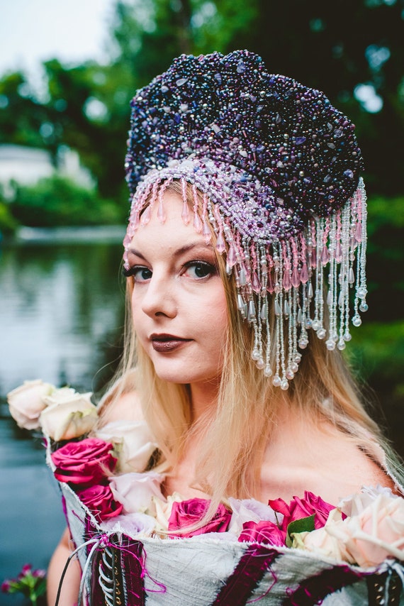 Beaded Kokoshnik Crown - April Showers Headpiece - Etsy display picture 3