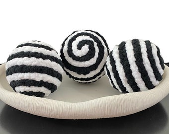 Black and White Yarn Vase Filler, Table Top Decor, Wreath Embellishment