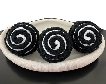 Black and White Yarn Vase Filler, Table Top Decor, Wreath Embellishment