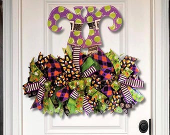 Halloween Witch Boots Door Hanger, Halloween Door Rail, Candy Corn and Skulls Wreath for Front Porch, Spooky Cute Wall Decor