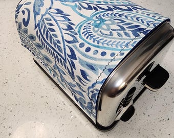 Wunderschöner Damast-Toasterbezug in Blau und Weiß mit magnetischem Baumwolldesign von Huggee