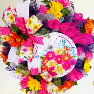 Painted daisies everyday wreath. Vibrant pink, purple, orang and yellow floral wreath.