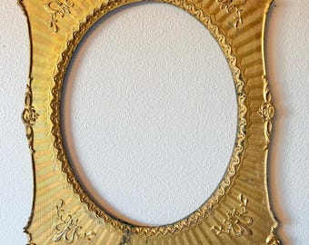 Antique Victorian Gilded Wood Ornate Frame