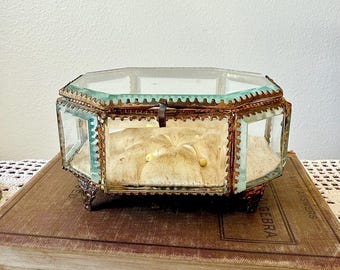 Antique Victorian Beveled Glass Jewelry Box: Silk Tufted Bottom
