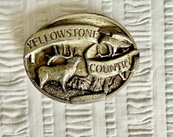 Siskiyou 1985 Yellowstone Country Vintage Pewter Belt Buckle