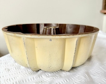 Vintage Chilton Heavy Duty Aluminum Bundt Cake Pan
