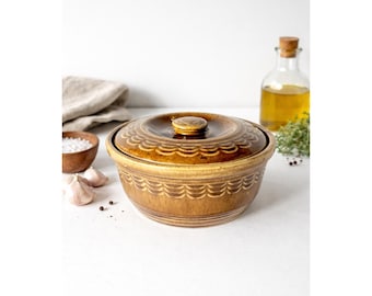 Vintage McCoy Pottery Brown Lidded Round Casserole Dish