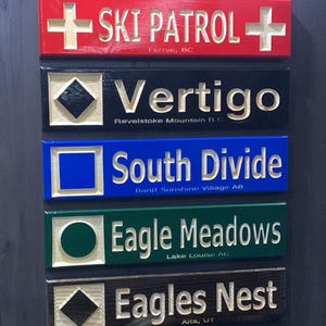 Mini 3&quot; x 13&quot; Ski Trail Wood Carved Sign